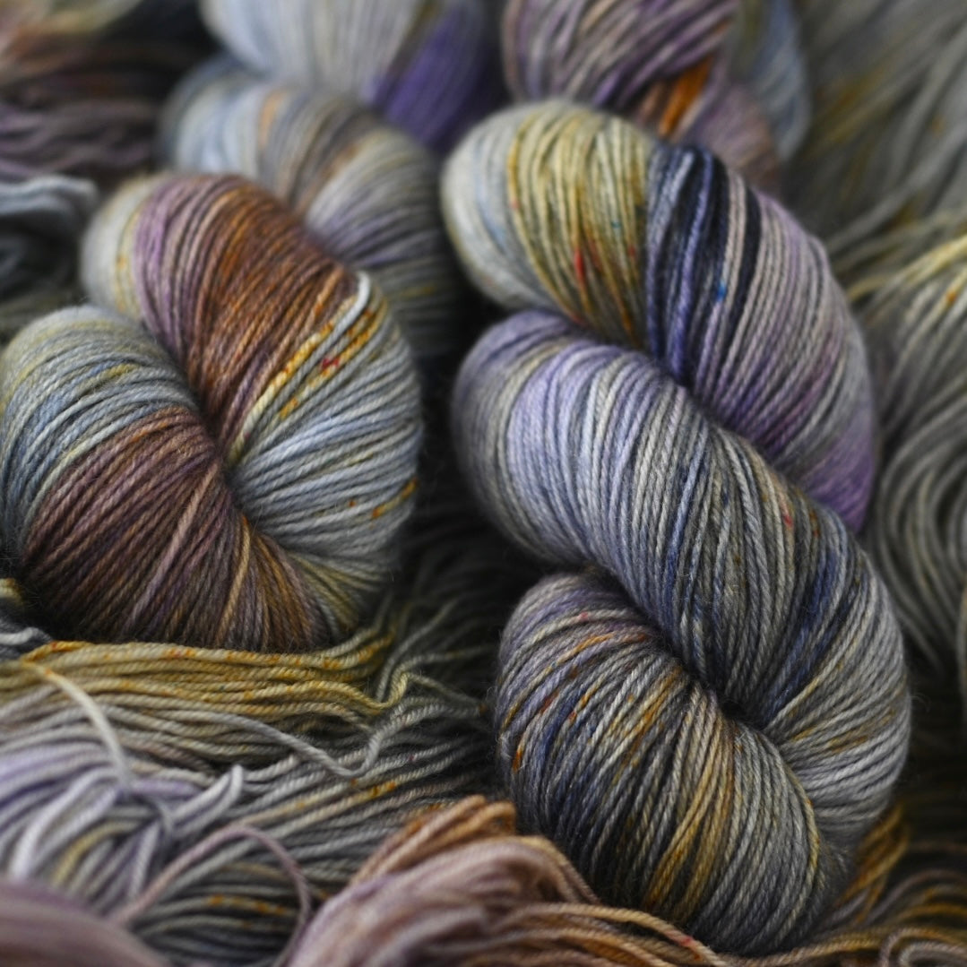 Hand-dyed yarn No.138 sock yarn "Pamina"