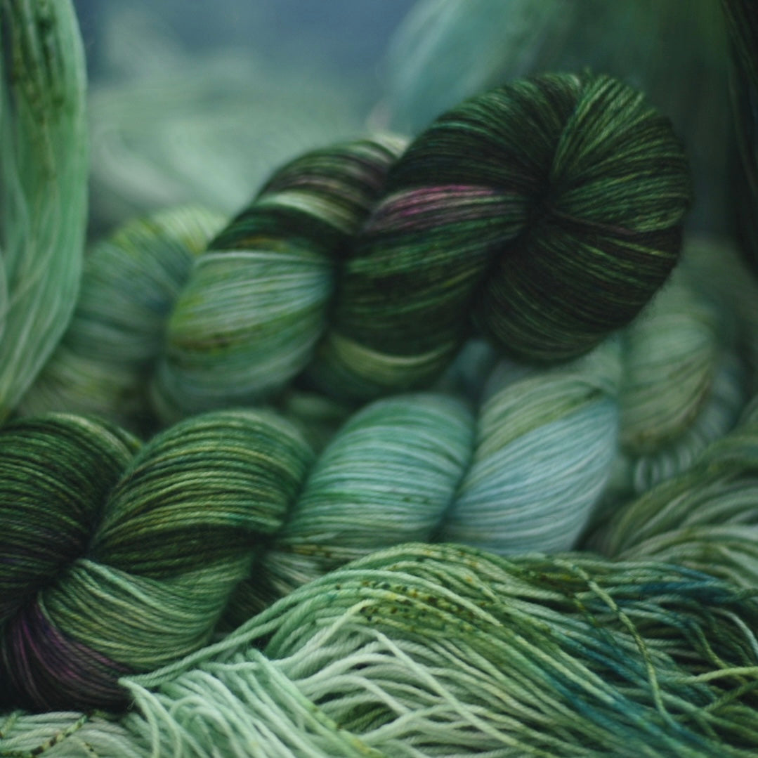Hand-dyed yarn No.138 sock yarn "Pamina"