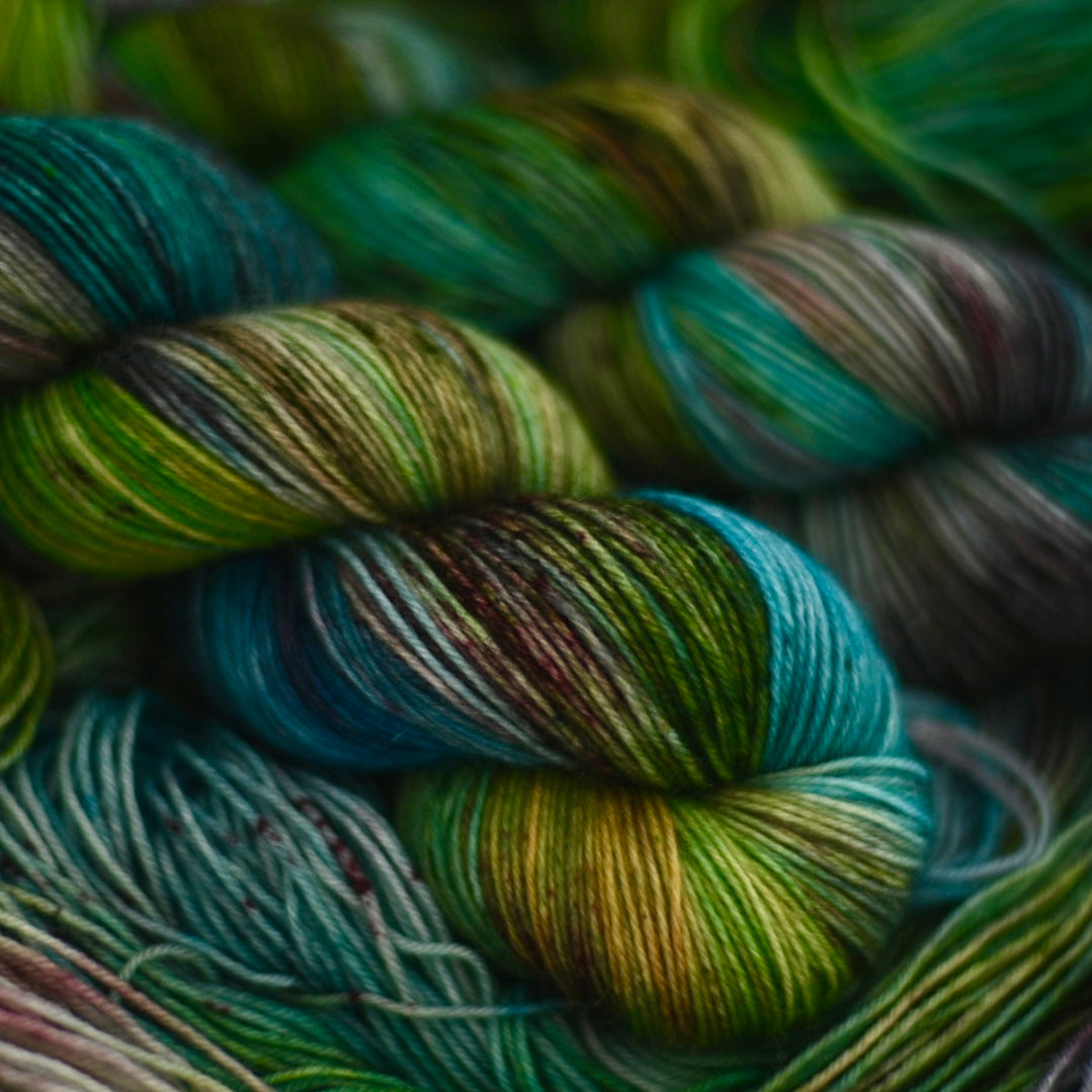 Hand-dyed yarn No.138 sock yarn "Pamina"