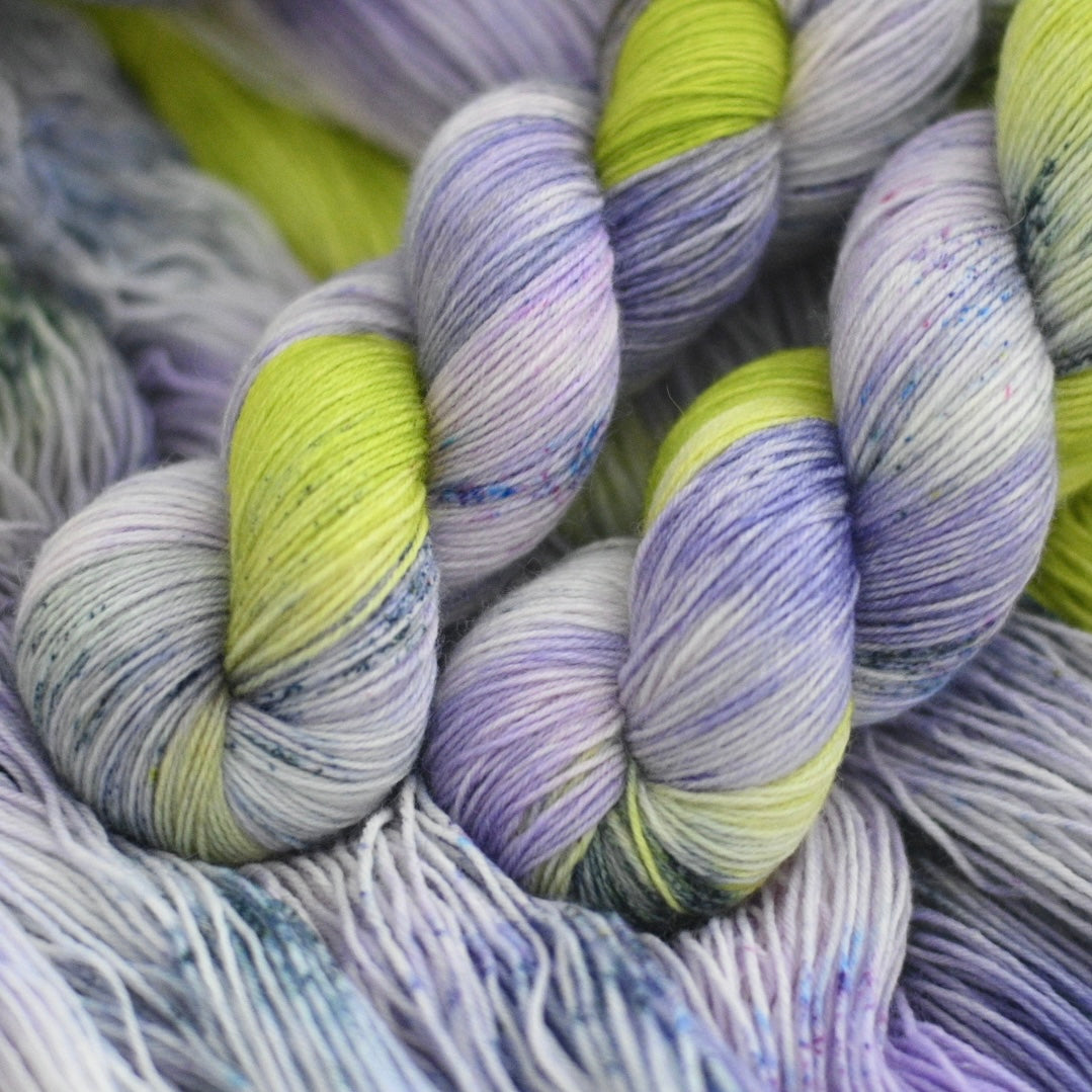 手染め糸 No.392 ソックヤーン「Iris」