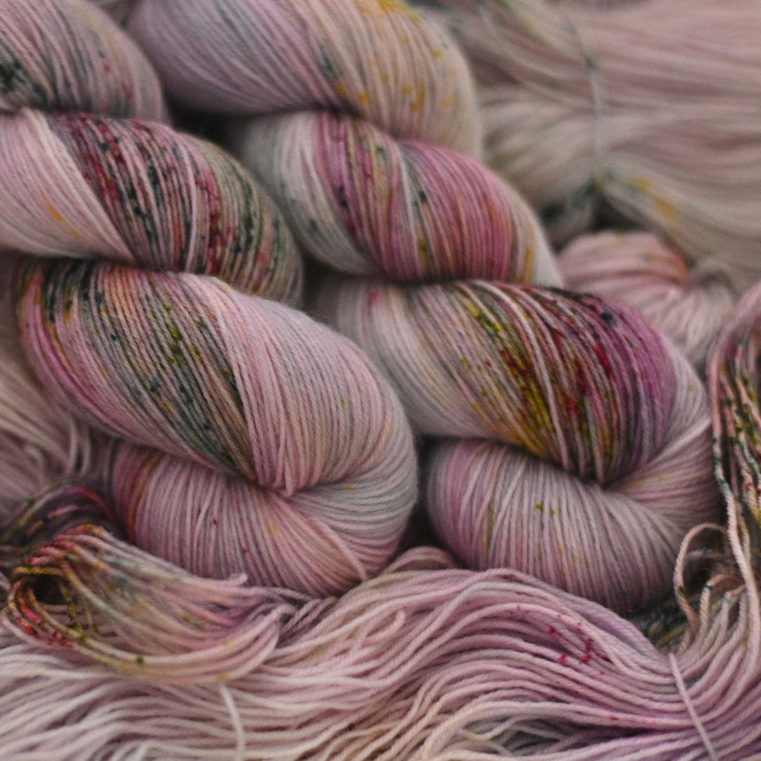 手染め糸 No.449 ソックヤーン「Zaubergarten」