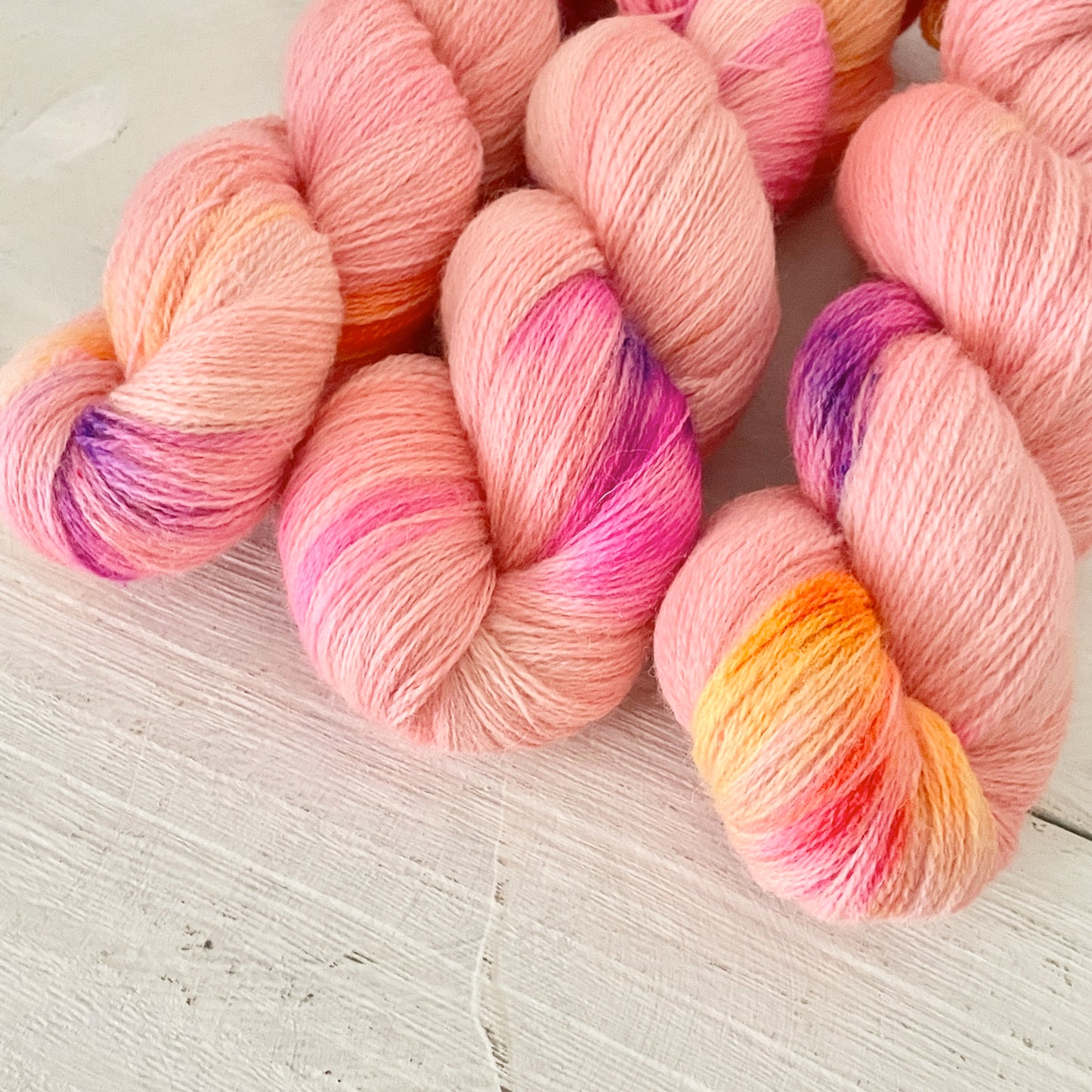 手染め糸 No.196 BFLレース「Le jardin féerique」