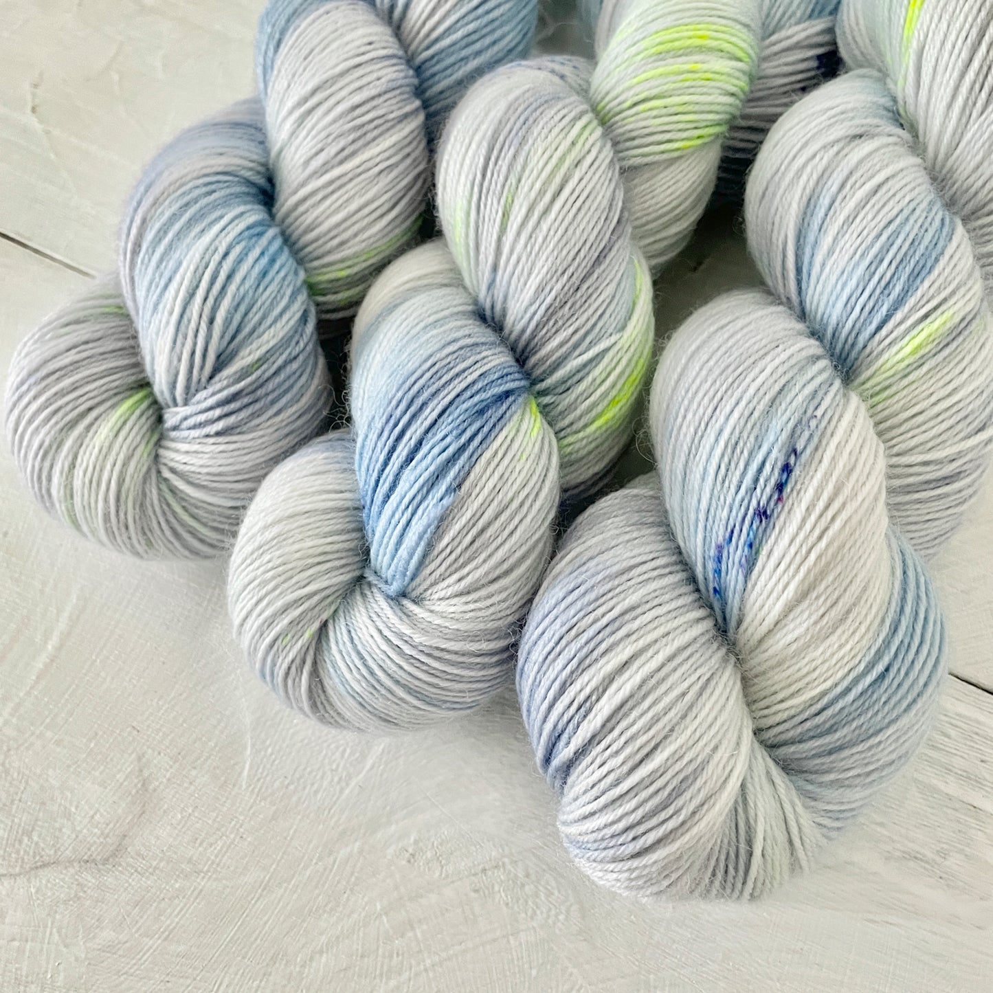 Hand-dyed yarn No.138 sock yarn "Pamina"