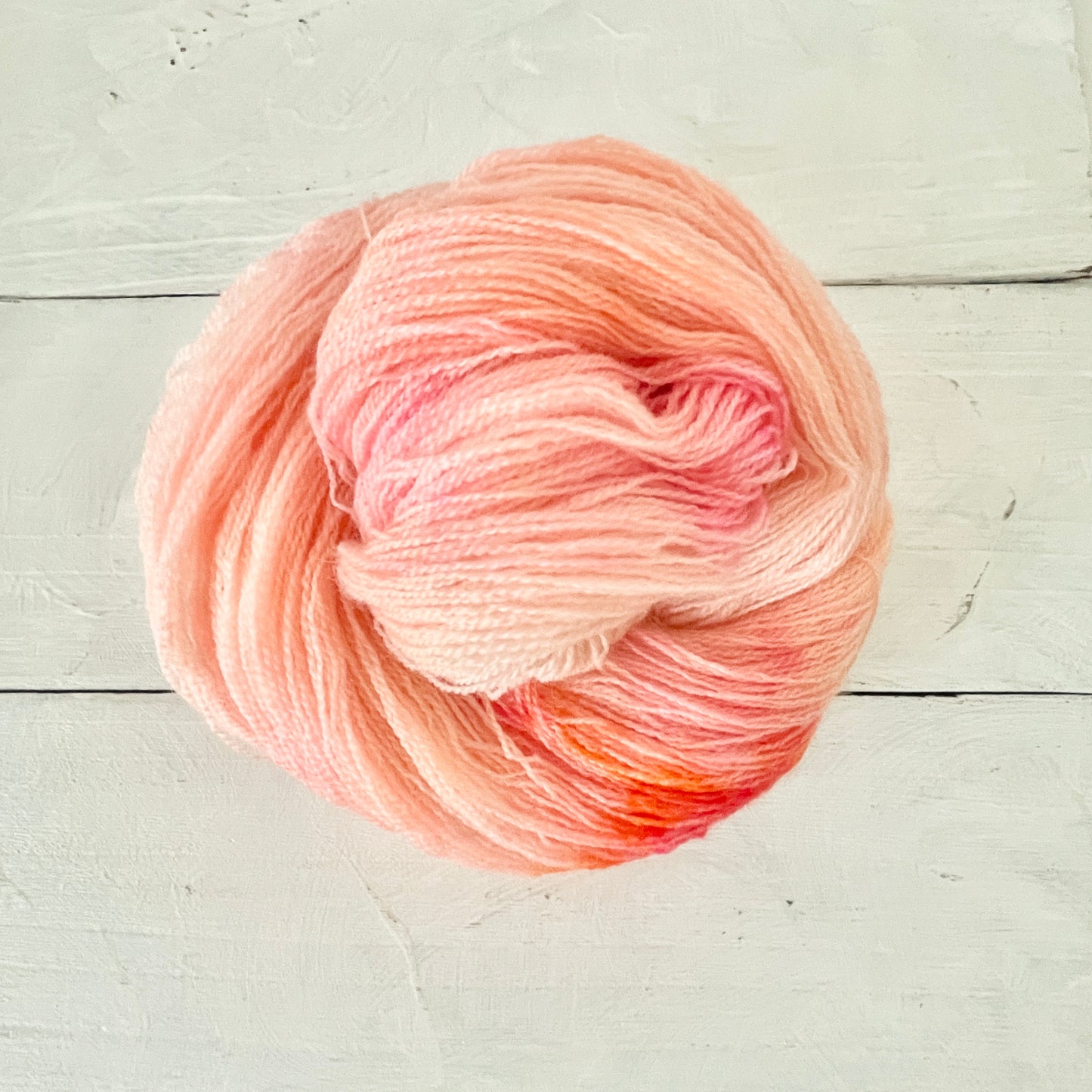 Hand-dyed yarn No.236 BFL lace "Scotland"