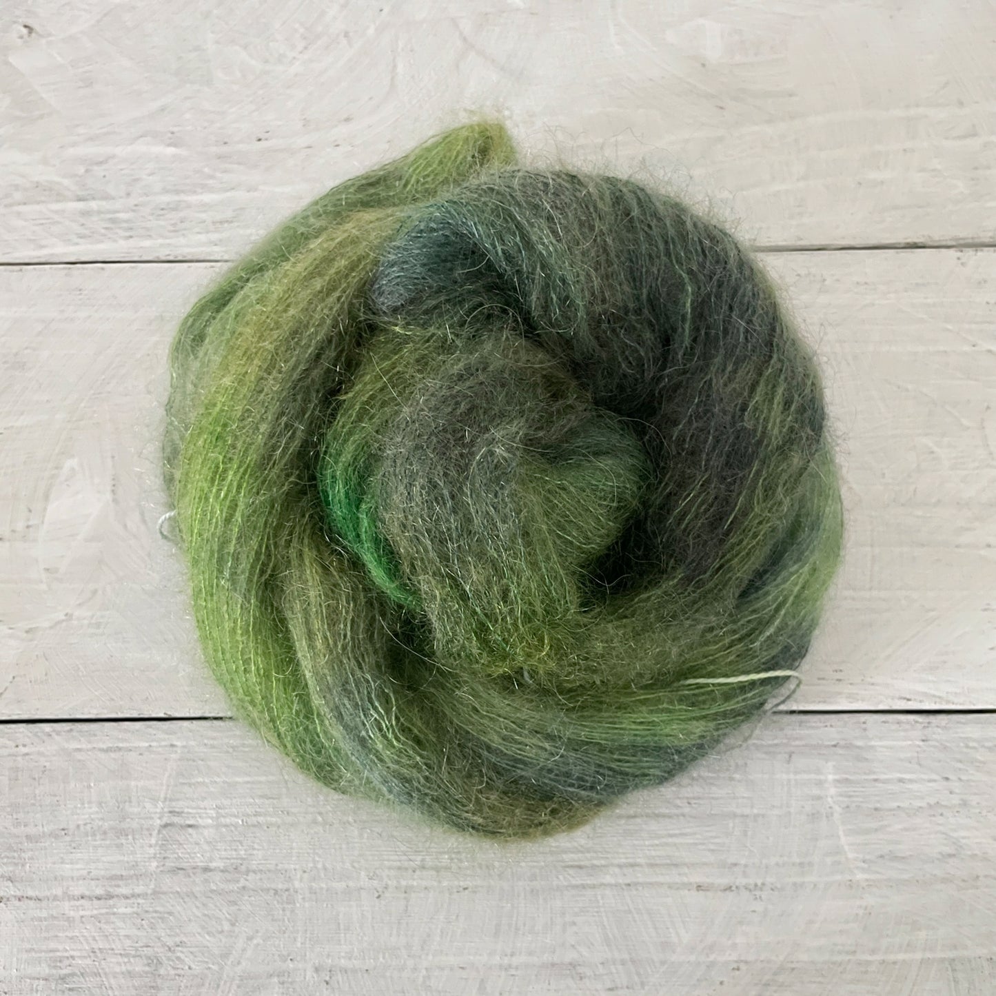 手染め糸 No.307 キッドモヘア&シルク「An Earthly Tree 」
