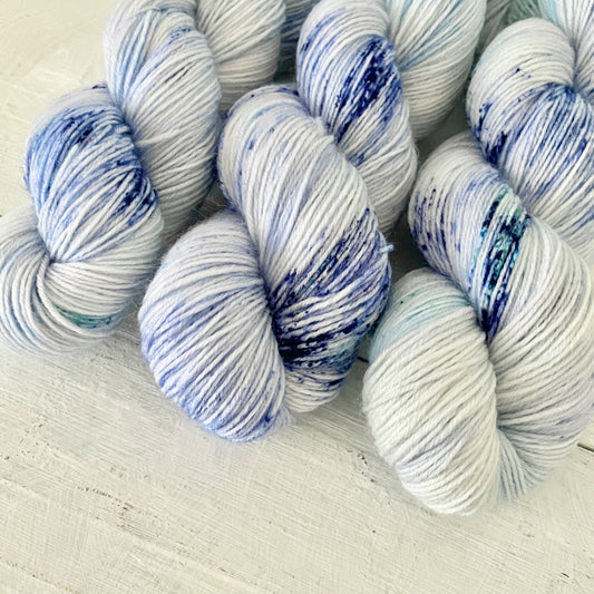 手染め糸 No.172 ソックヤーン「Impresiones intimas」