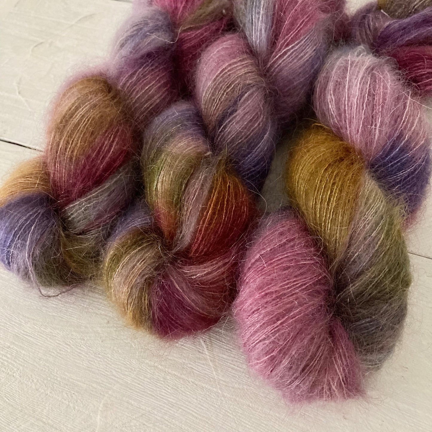 Hand-dyed yarn No.248 Kid Mohair & Silk "Traum durch die Dämmerung"