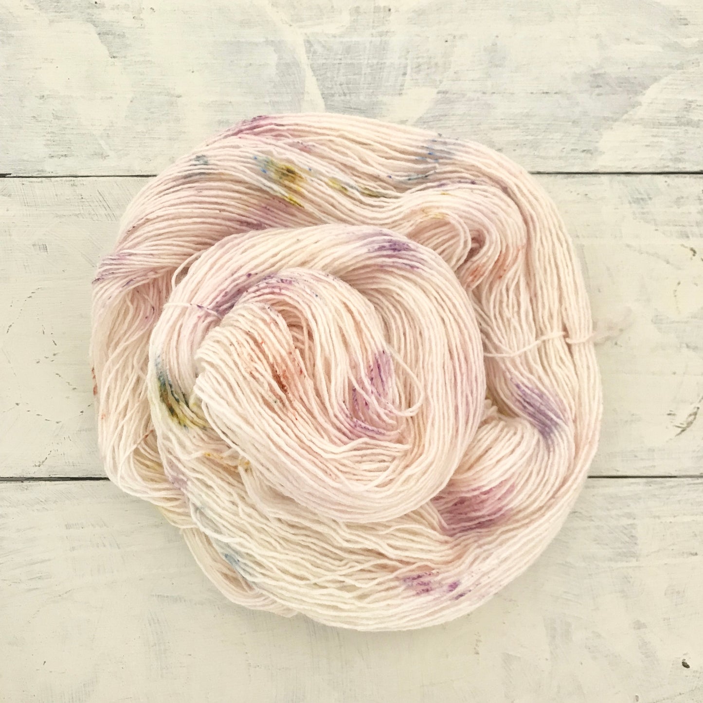 手染め糸 No.93 100% メリノ 1-ply「さくらさくら」