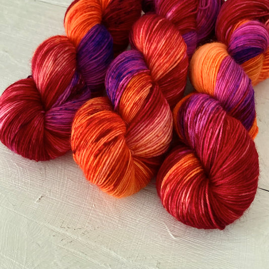 手染め糸 No.258 ソックヤーン「Hark! The Herald Angels Sing」