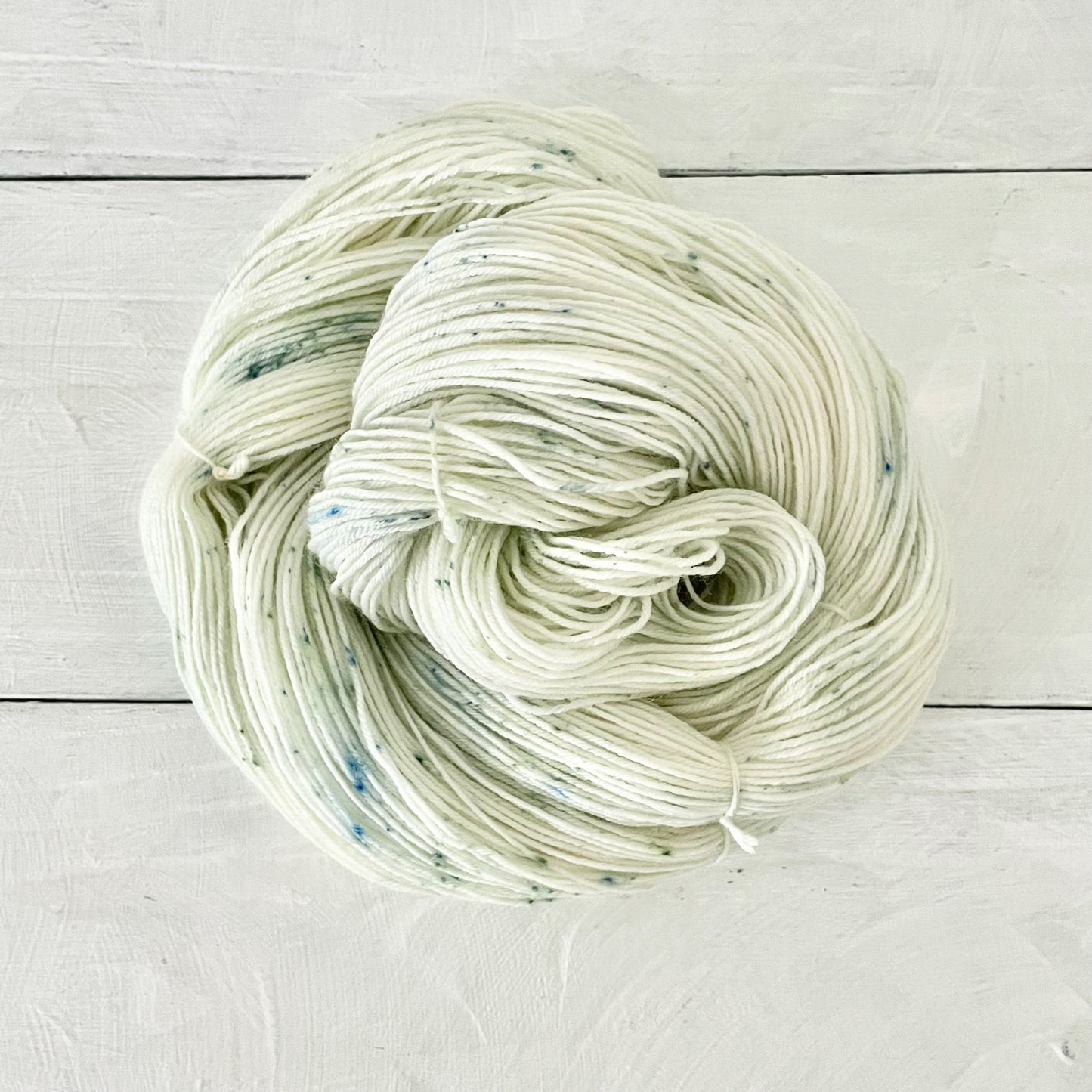 Hand-dyed yarn No.260 4-ply Polwas "Bruyères"