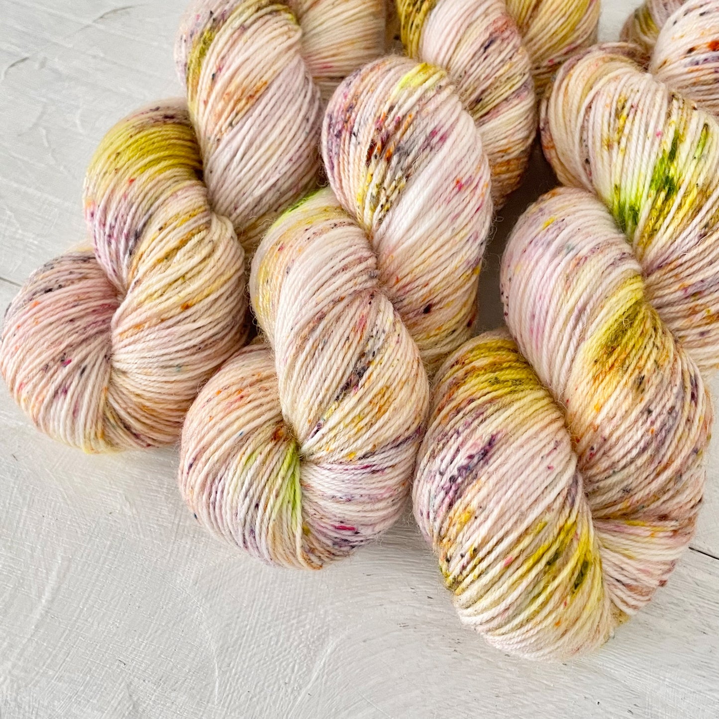 Hand-dyed yarn No.5 sock yarn "Nachtviolen"