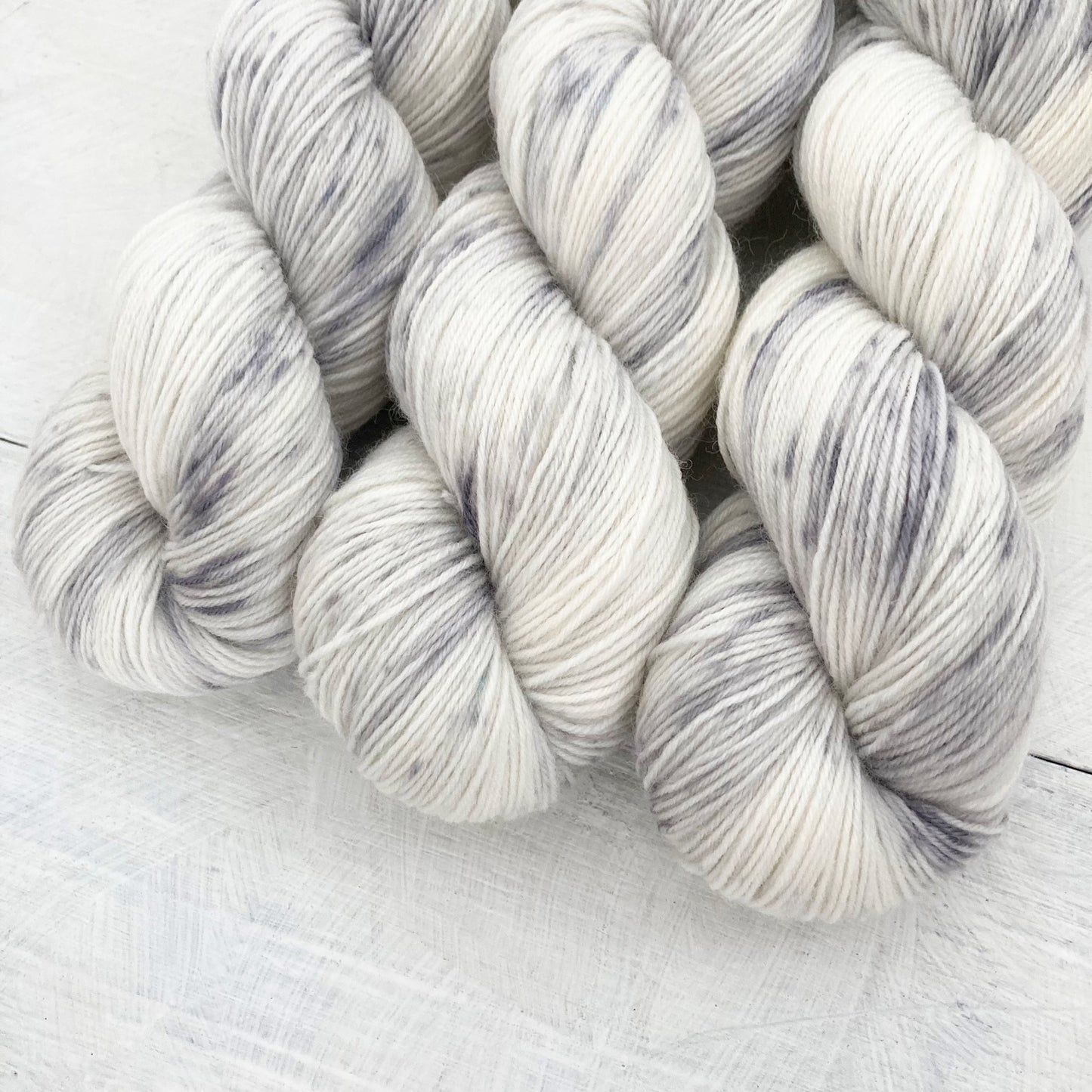 【雪染め】手染め糸 No.214 ソックヤーン「Chasse-neige」