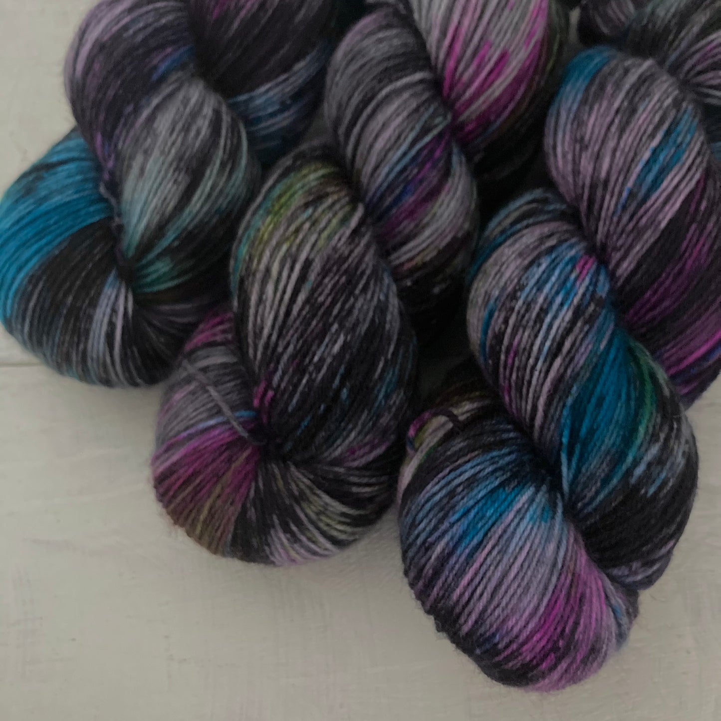 Hand-dyed yarn No.125 sock yarn "Baron Von Rothbart"