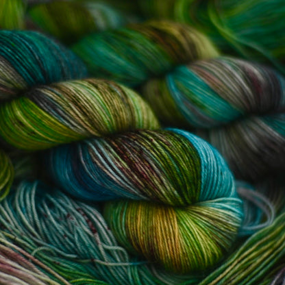 Hand-dyed yarn No.138 sock yarn "Pamina"