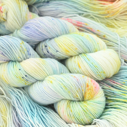 手染め糸 No.423 ソックヤーン「Ab ortu solis」