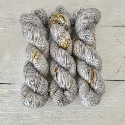 手染め糸 No.395 ソックヤーン「Frühlingsabend」
