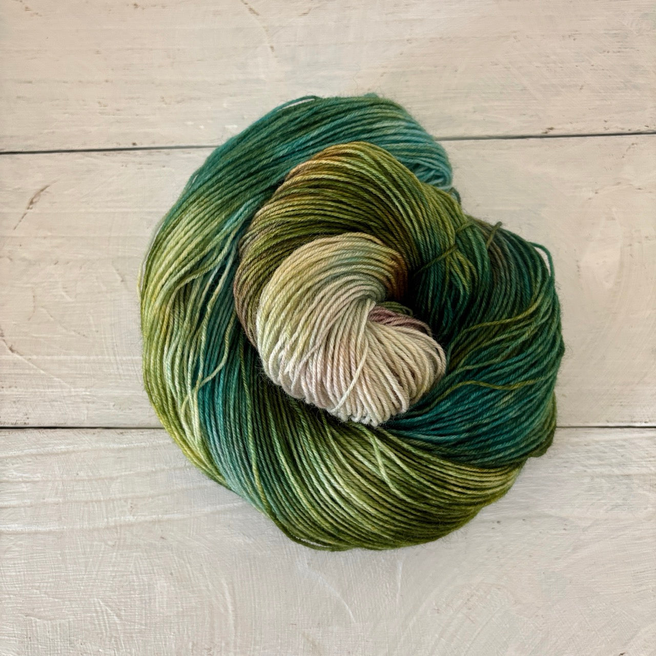 手染め糸 No.422 ソックヤーン「Leise rieselt der Schnee」