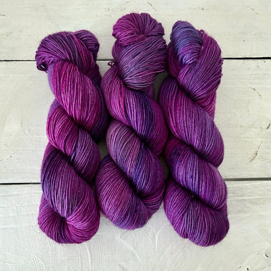 手染め糸 No.425 ソックヤーン「A coronal 」