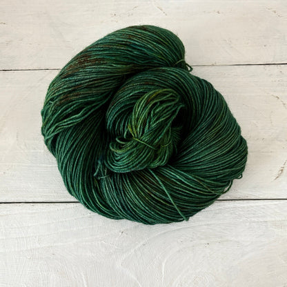 手染め糸 No.424 ソックヤーン「We'll to the Woods no more 」