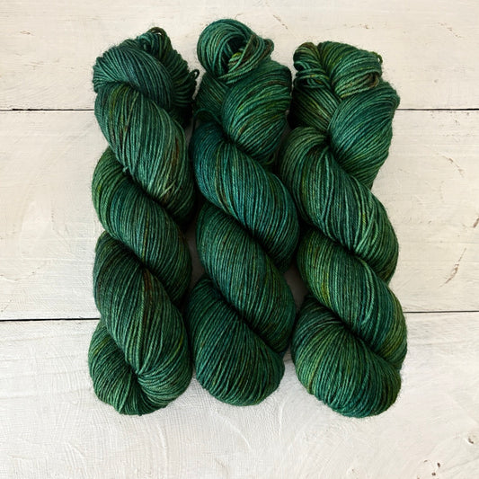 手染め糸 No.424 ソックヤーン「We'll to the Woods no more 」