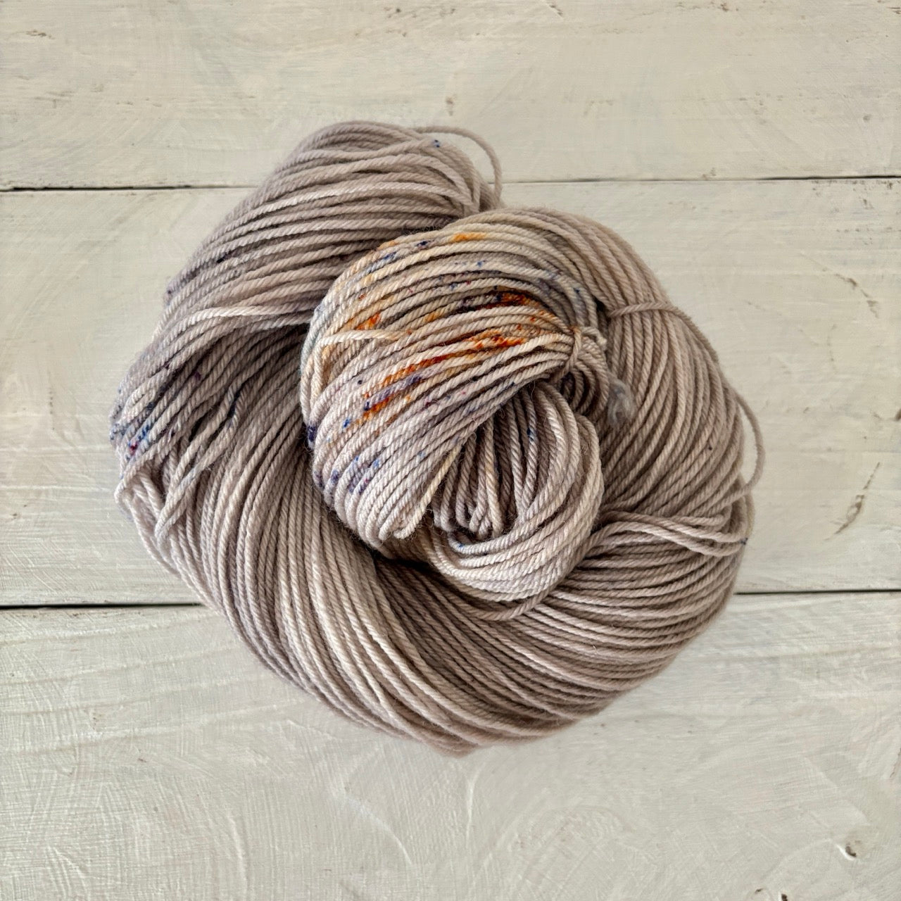 手染め糸 No.431 メリノDK「The Valley and the Hill」