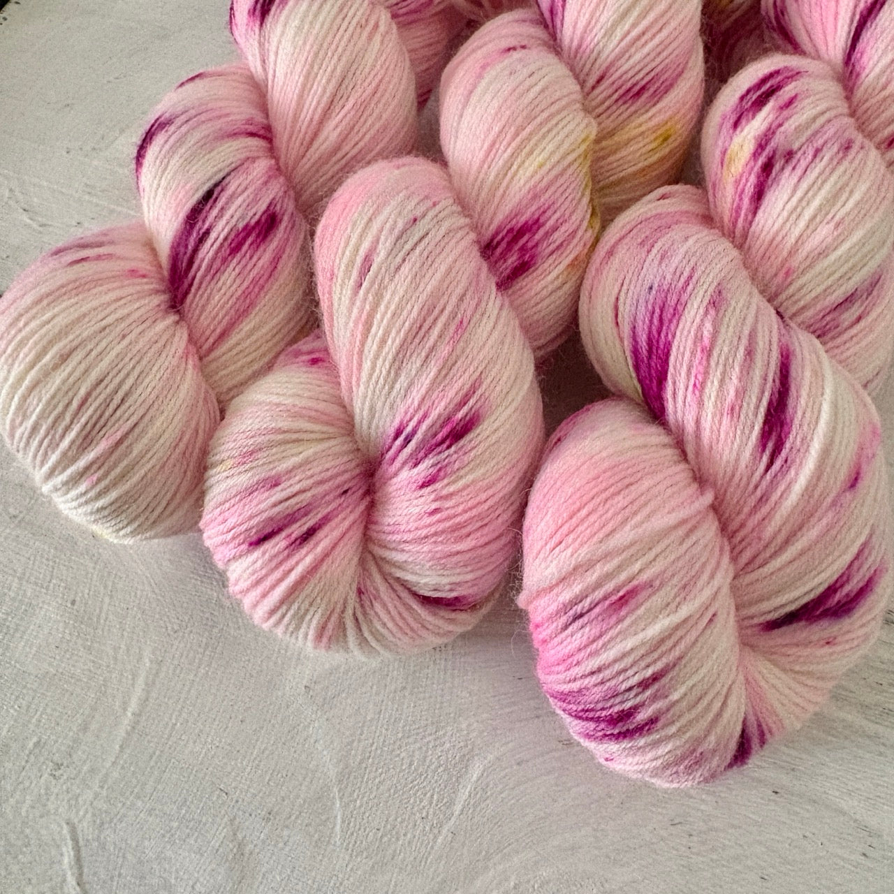 Hand dyed yarn 北の手染め毛糸：FibrEsquisse（ファイバーエスキス）
