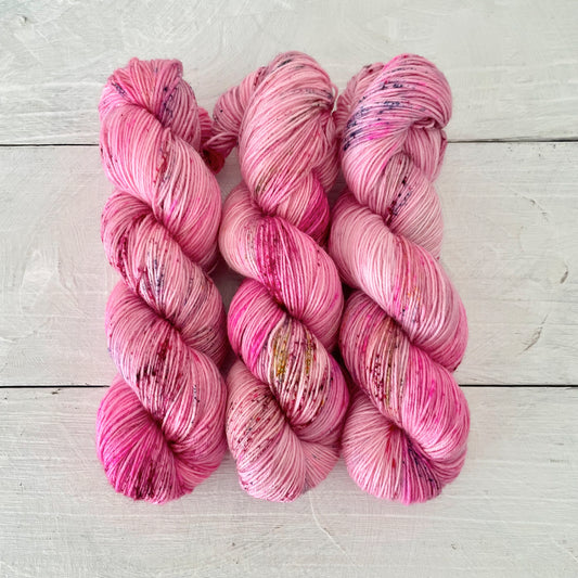 Hand-dyed yarn No.5 sock yarn "Nachtviolen"