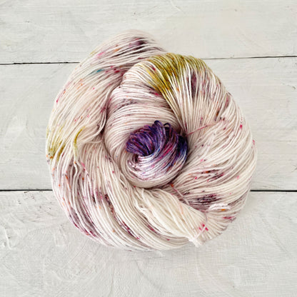 手染め糸 No.281 ソックヤーン「 L'âme des fleurs 」