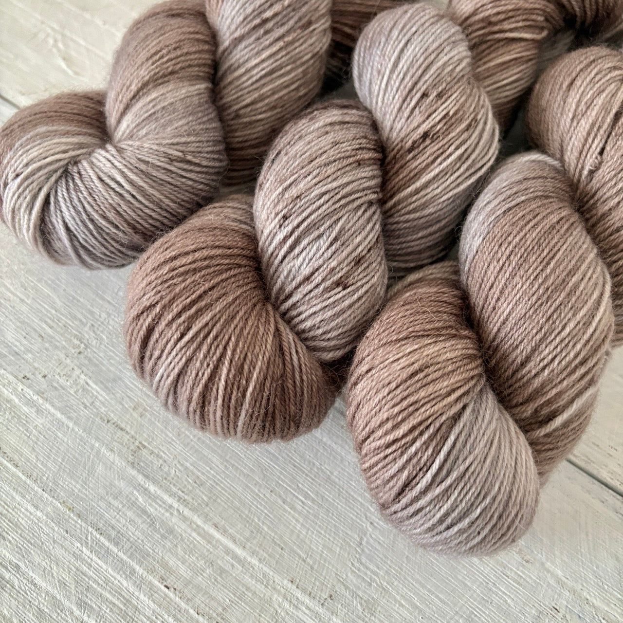 手染め糸 No.436 ソックヤーン「Lieschen」