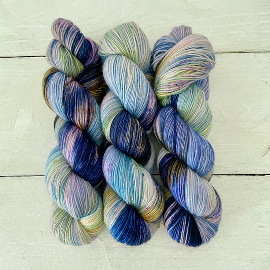 Hand-dyed yarn No.138 sock yarn "Pamina"