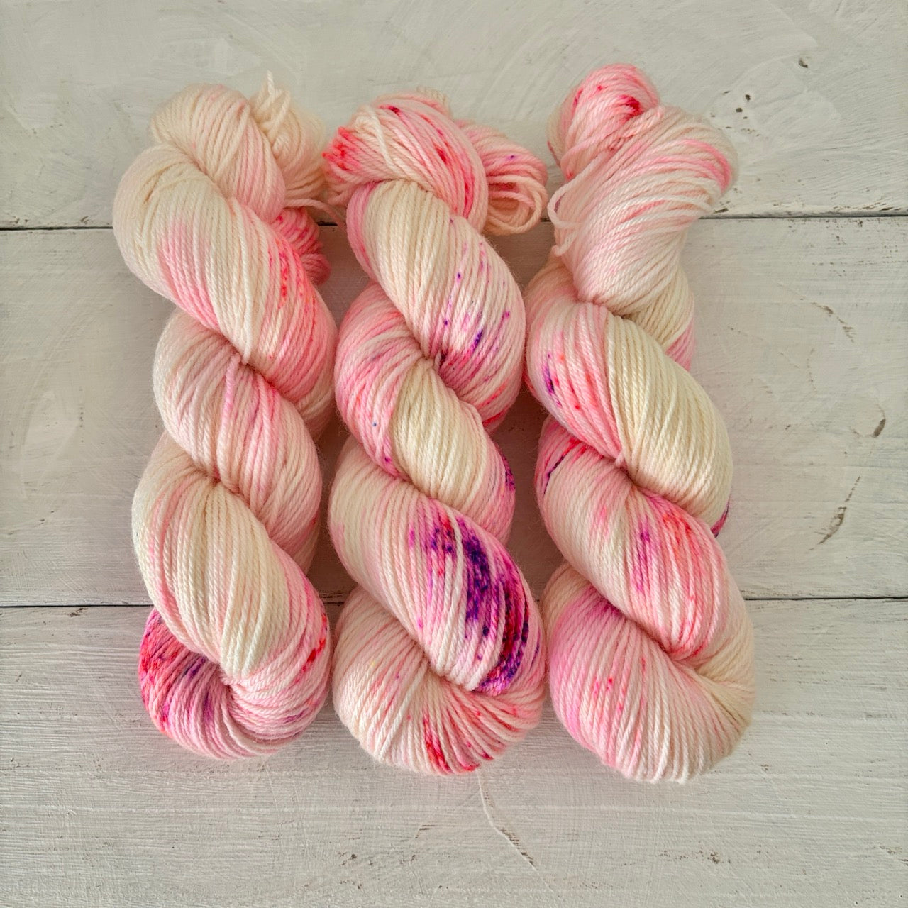 手染め糸 No.292 メリノDK「Le bavolet-flotant」