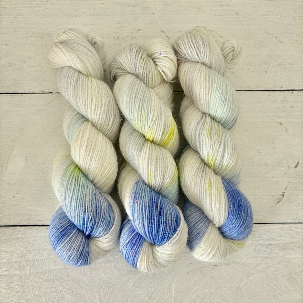 Hand dyed yarn 北の手染め毛糸：FibrEsquisse（ファイバーエスキス）
