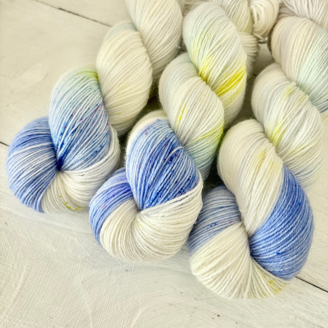 手染め糸 フリンジ˸ꕤ Hand dyed yarn 北の手染め毛糸：FibrEsquisse（ファイバーエスキス）