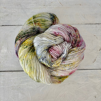 手染め糸 No.445  ソックヤーン「 Frühlingsnacht」