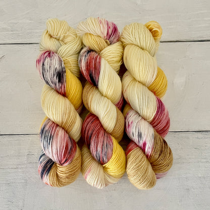 Hand-dyed yarn No.8 sock yarn "Der König in Thule"