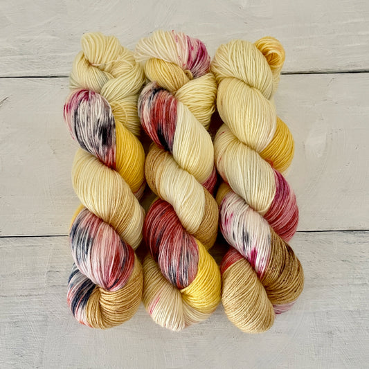 Hand-dyed yarn No.8 sock yarn "Der König in Thule"