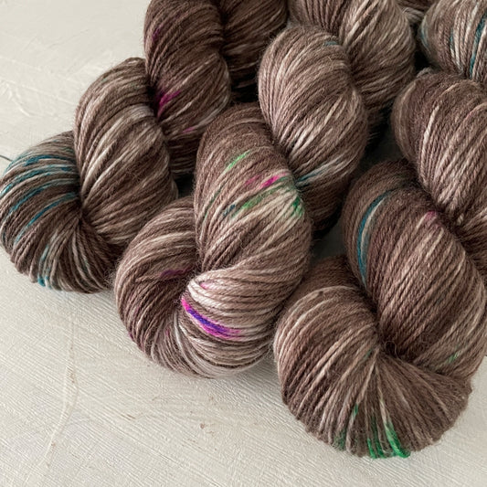 Hand dyed yarn 北の手染め毛糸：FibrEsquisse（ファイバーエスキス）