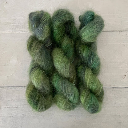 手染め糸 No.307 キッドモヘア＆シルク「An Earthly Tree 」