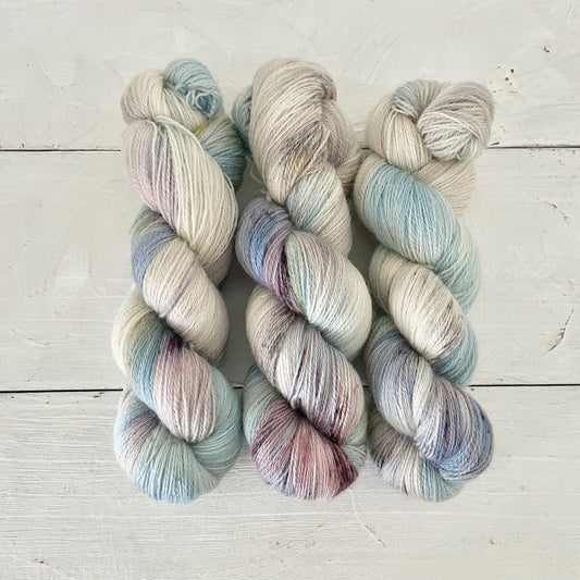 手染め糸 No.178 BFLレース「La vallée des cloches」