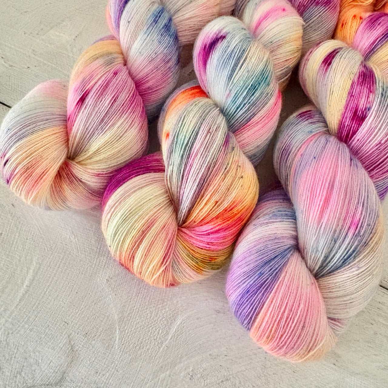 Hand dyed yarn 北の手染め毛糸：FibrEsquisse（ファイバーエスキス）