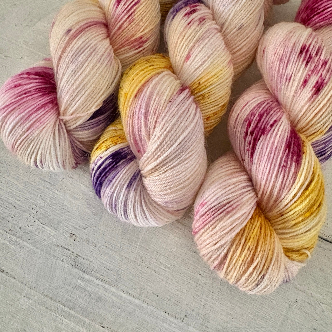 Hand dyed yarn 北の手染め毛糸：FibrEsquisse（ファイバーエスキス）