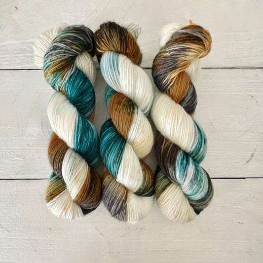 手染め糸 No.205 ソックヤーン「Gretchen am Spinnrade」
