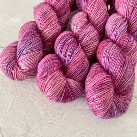 Hand dyed yarn 北の手染め毛糸：FibrEsquisse（ファイバーエスキス）
