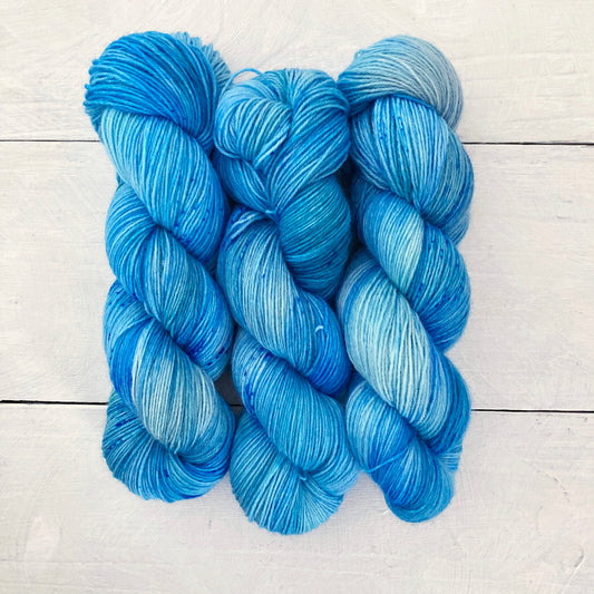 Hand-dyed yarn No.225 sock yarn "Neptune, The Mystic"