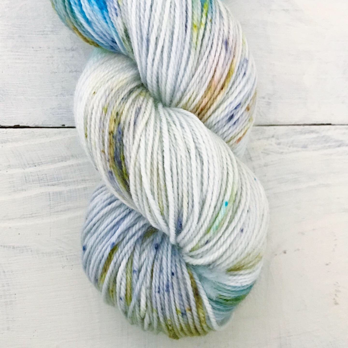 Hand-dyed yarn No.61 sock yarn "Aquarium"