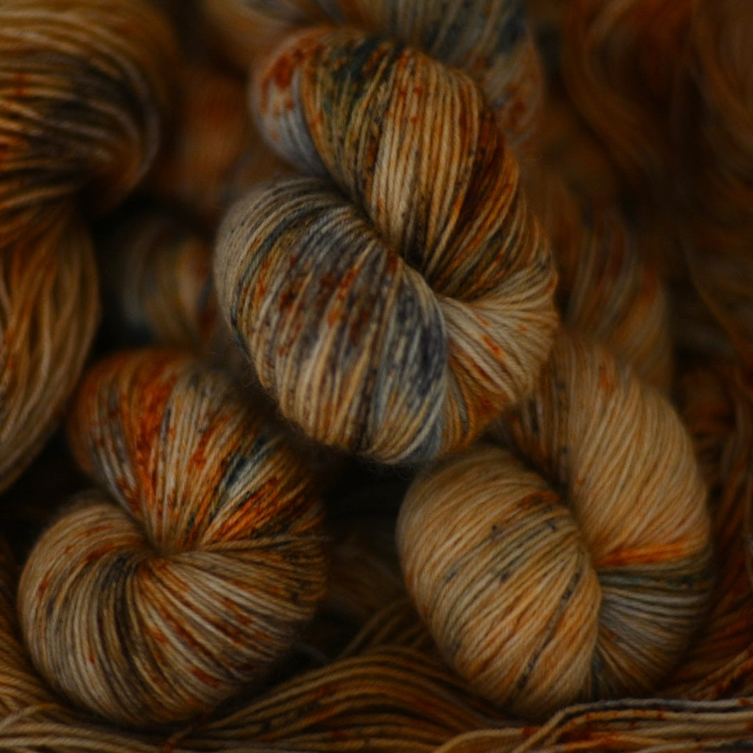 Hand-dyed yarn No.249 sock yarn "Der Freischütz"