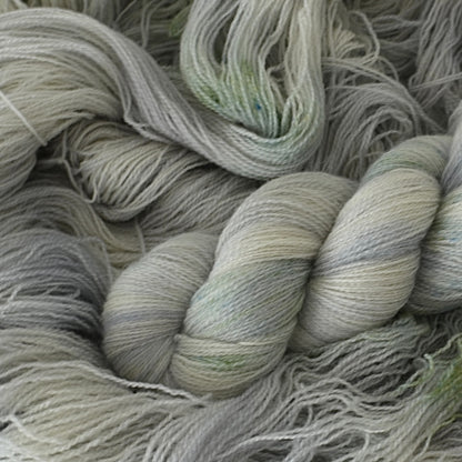 Hand-dyed yarn No.113 lace "Frühling übers Jahr"