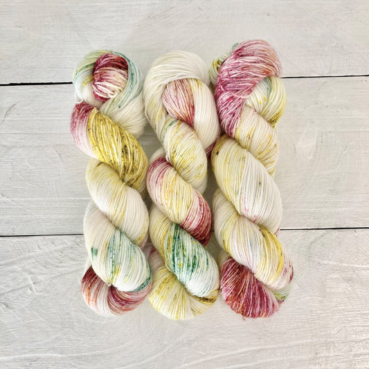 Hand-dyed yarn No.87 sock yarn "Våren"