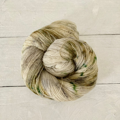 手染め糸 No.236 BFLレース「Scotch」