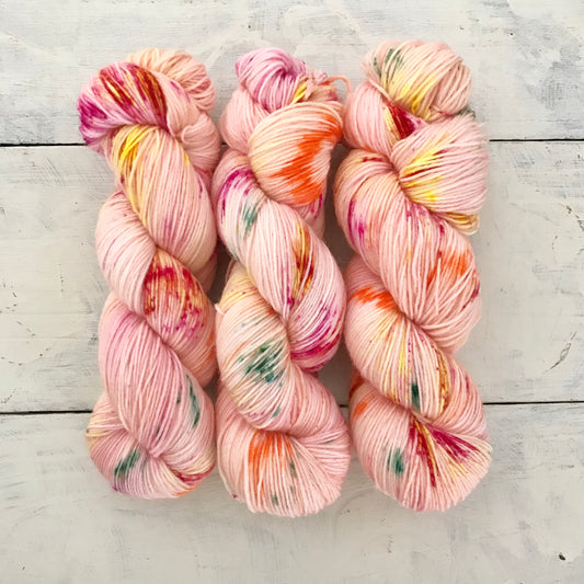 Hand-dyed yarn No.83 sock yarn "Le jardin de Dolly"